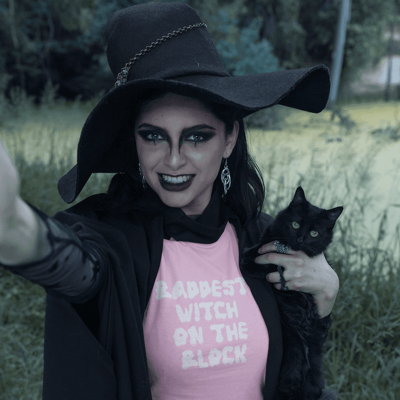 T-SHIRT BADDEST WITCH ON THE BLOCK T-SHIRT - Elevated